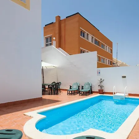 Villa Aston